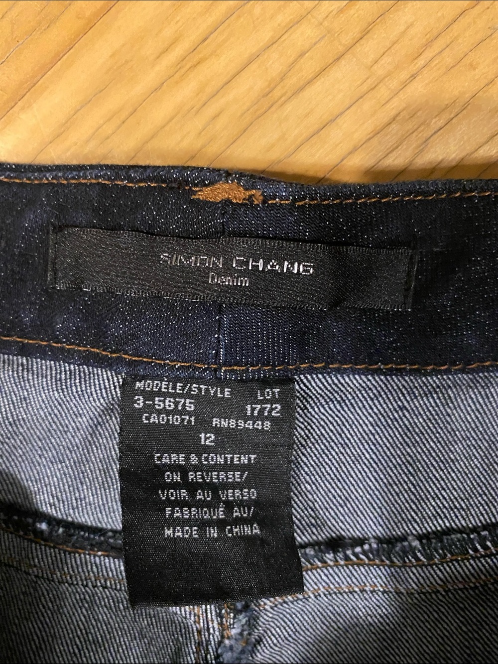 Simon Chang Dark Blue Denim Capri - Picture 2 of 7